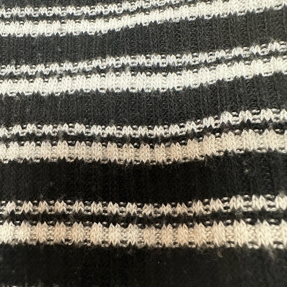 Revamped striped ribbed crop top/sweater size small stretchy - Picture 5 of 7
